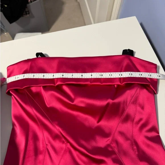 Dolce & Gabbana Satin Pink Dress – IT 44 / US 8 – Elegant & Sexy - Picture 11 of 11